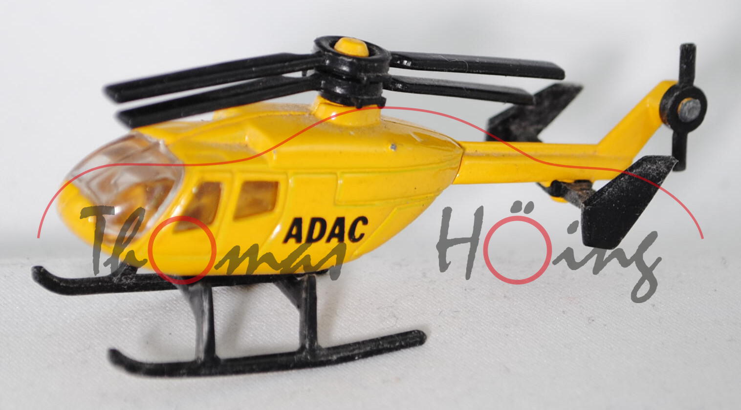 ADAC-Hubschrauber MBB Bo 105 CBS-5 Superfive (Modell 1980-2001), signalgelb, ADAC, Kufen schwarz, SI