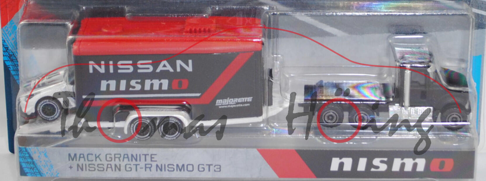 MACK Granite 6x4 Sattelzugmaschine mit Autotransporter und Nissan GT-R NISMO GT3 2018 Drift vom Team nismo, schwarz + weiß, majorette, Blister (RACING Deluxe Trailer)