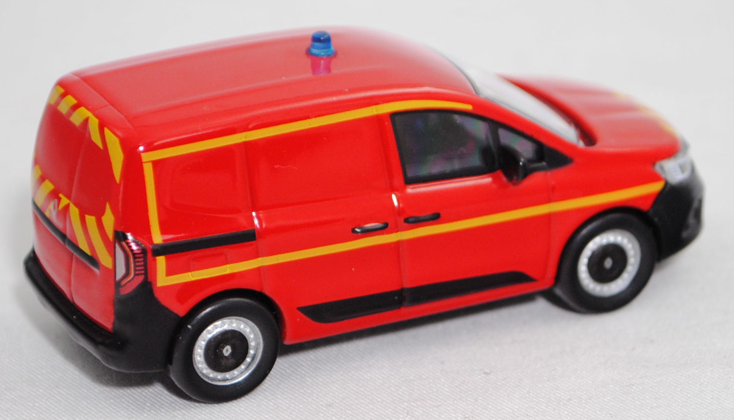 Renault Kangoo Van / Rapid III Advance L1 (RFK, Typ L1H1, Modell 2021-, Baujahr 2023) Pompiers, rot, Streifen in gintergelb auf den Seiten, Norev Multigam Serie, 1:64, mb