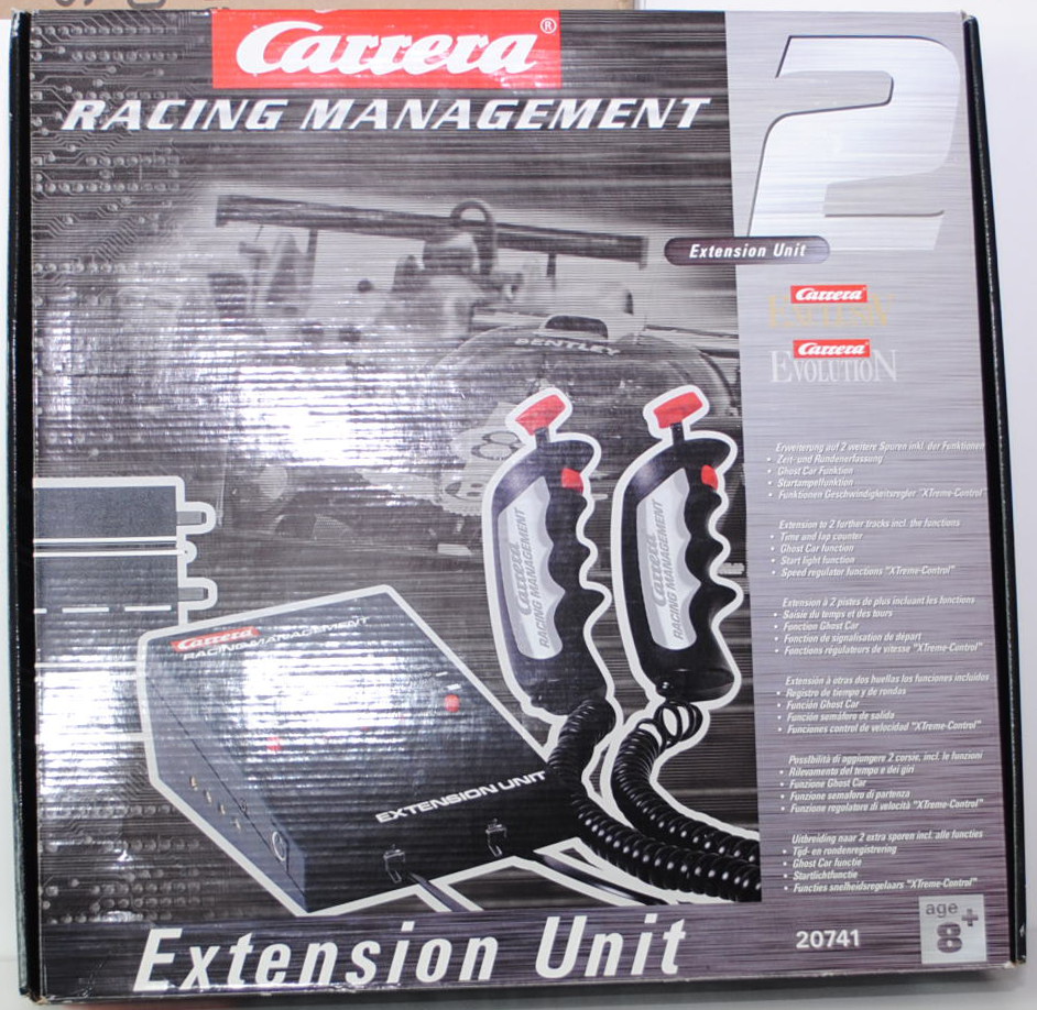 Carrera RACING MANAGEMENT Extension Unit 2, bestehend aus: 1 Bedienpult, 1 Impulsschiene, 2 Geschwin