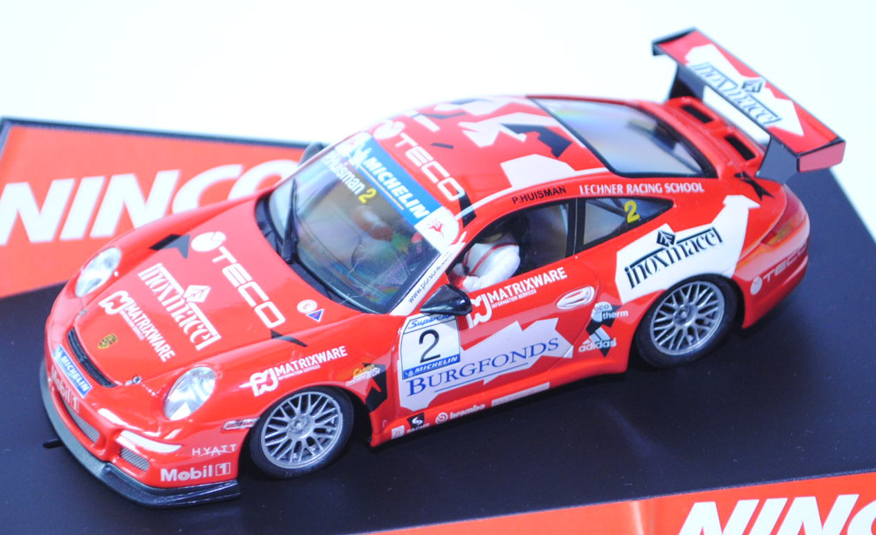 Porsche 911 GT3 Cup (Typ 997), Modell 2004-2008, verkehrsrot, Porsche Supercup, Nr. 2, Fahrer: Patri