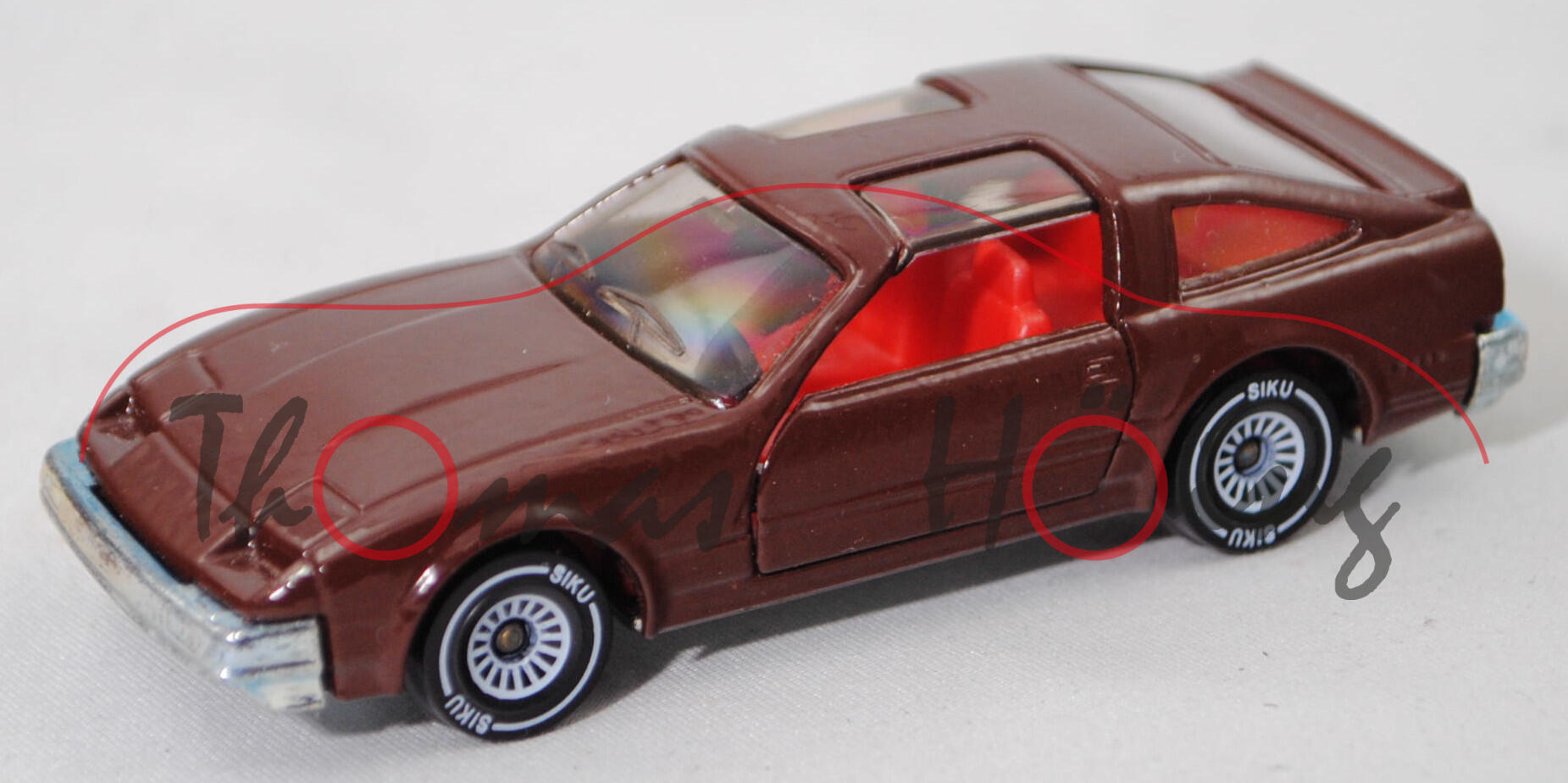 06401 HU Nissan 300 ZX (Typ Z31, Modell 1984-1986), mahagonibraun, SIKU Ungarn / Metchy, 1:55