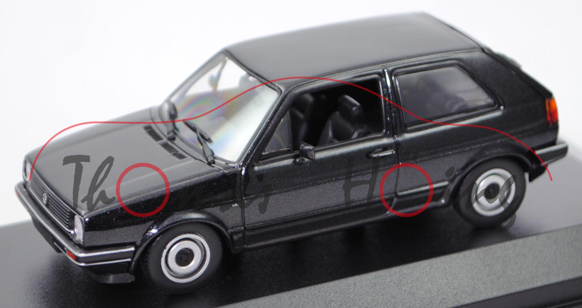 VW Golf II CL (2. Generation, Typ 19E, Modell 1983-1987), schwarzmetallic, Maxichamps, 1:43, PC-Box