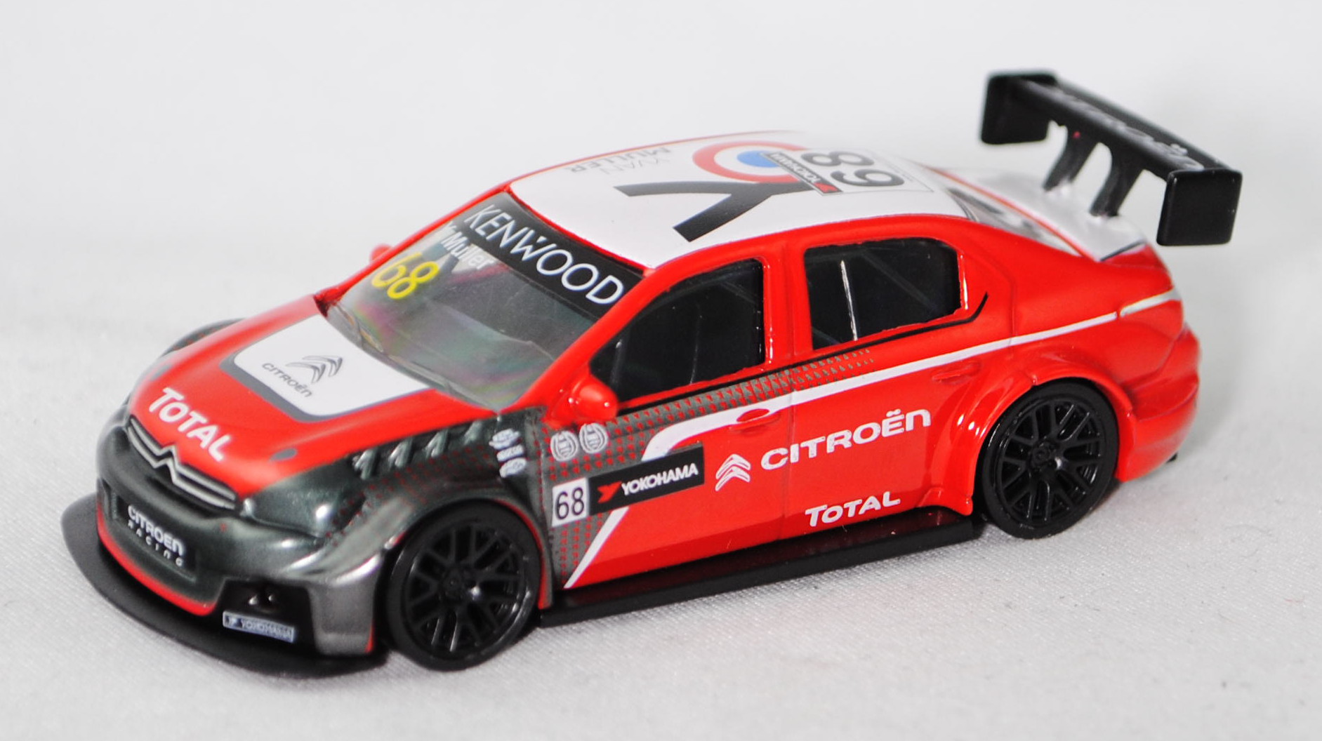 Citroen C-Elysée WTCC 2016 (Typ M43, Modell 2014-), reinweiß/verkehrsrot/umbragrau, Fahrer: Yvan Mul