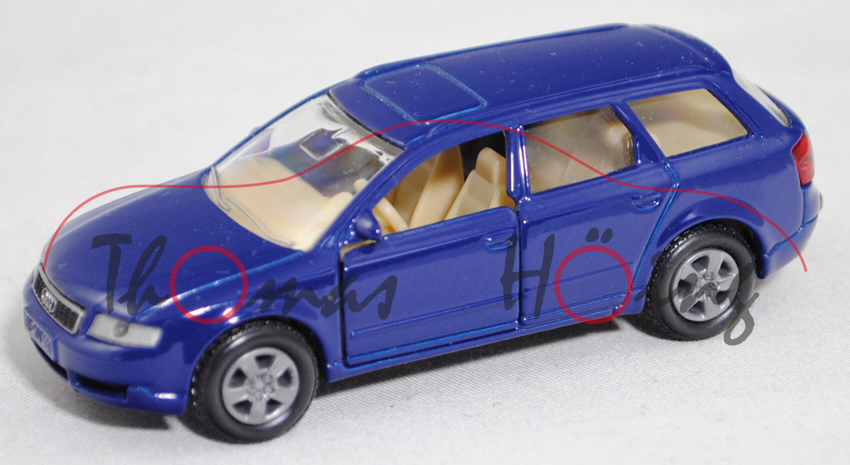 00000 Audi A4 Avant 2.5 TDI quattro (B6, Typ 8E, Modell 2001-2004), nachtblau, innen elfenbein, B18 grau, SIKU SUPER, 1:55