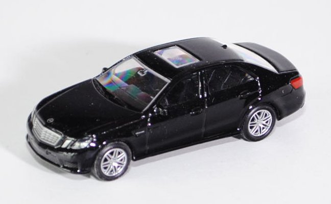 Mercedes E 63 AMG, schwarz, innen schwarz, Free Wheel, Unifortune RMZ City, 1:64 (3 inches Scale Mod