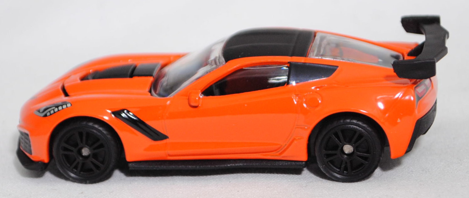 00001 Chevrolet Corvette ZR1 Coupé (7. Generation, Typ C7 mit ZTK Track Performance Package, Modell 2018-2019), sebring orange, Dach schwarz, SIKU SUPER, 1:56, P29f