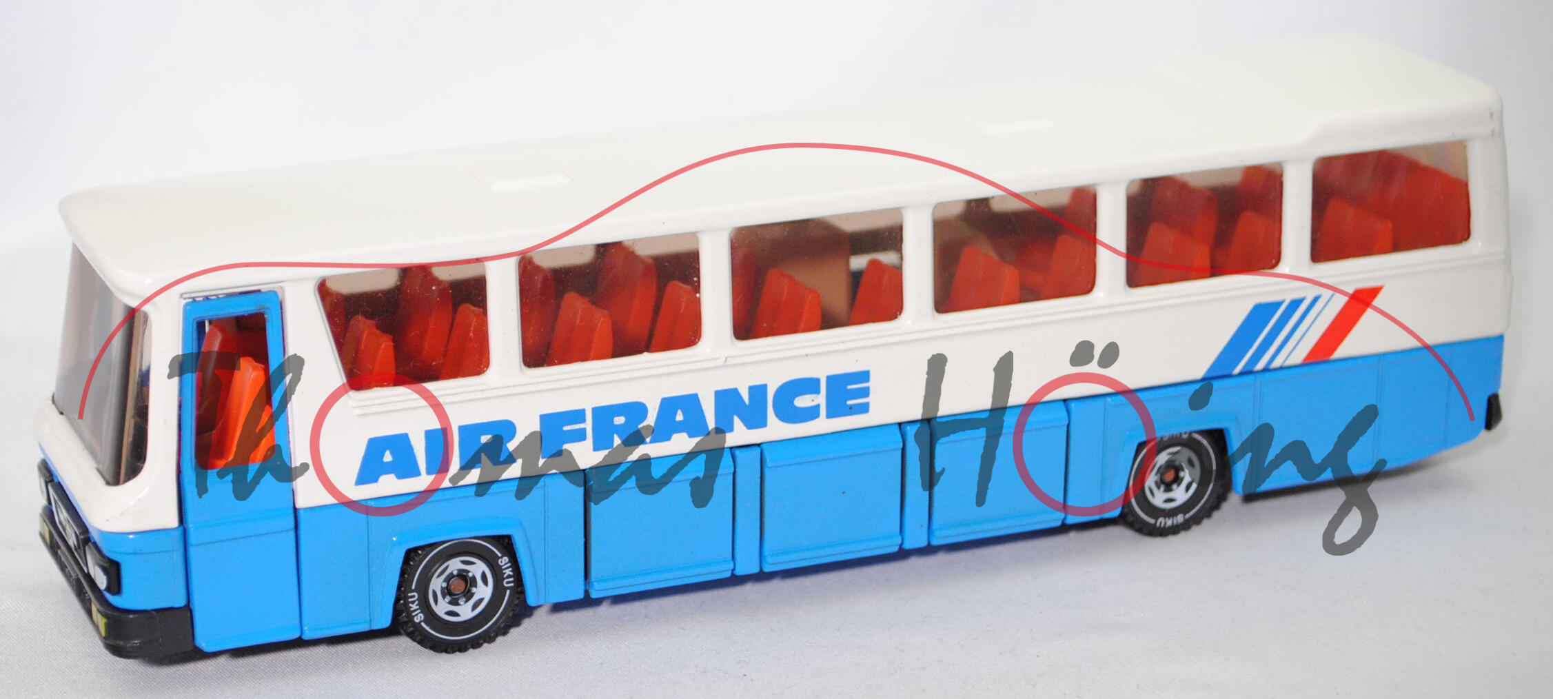 00005 MAN Reiseomnibus SR 280 H (Modell 1979-1986) , weiß/blau, AIR FRANCE, SIKU, 1:55, m-