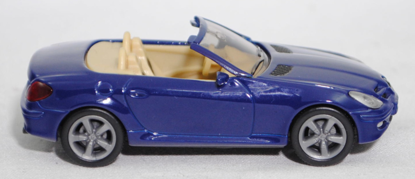 00002 Mercedes-Benz SLK 350 (interne Baureihenbezeichnung R 171, Vor-MoPf, Modell 2004-2008), hell-kobaltblau, innen elfenbein/schwarz, Bpr. 1002, SIKU SUPER, 1:55, m