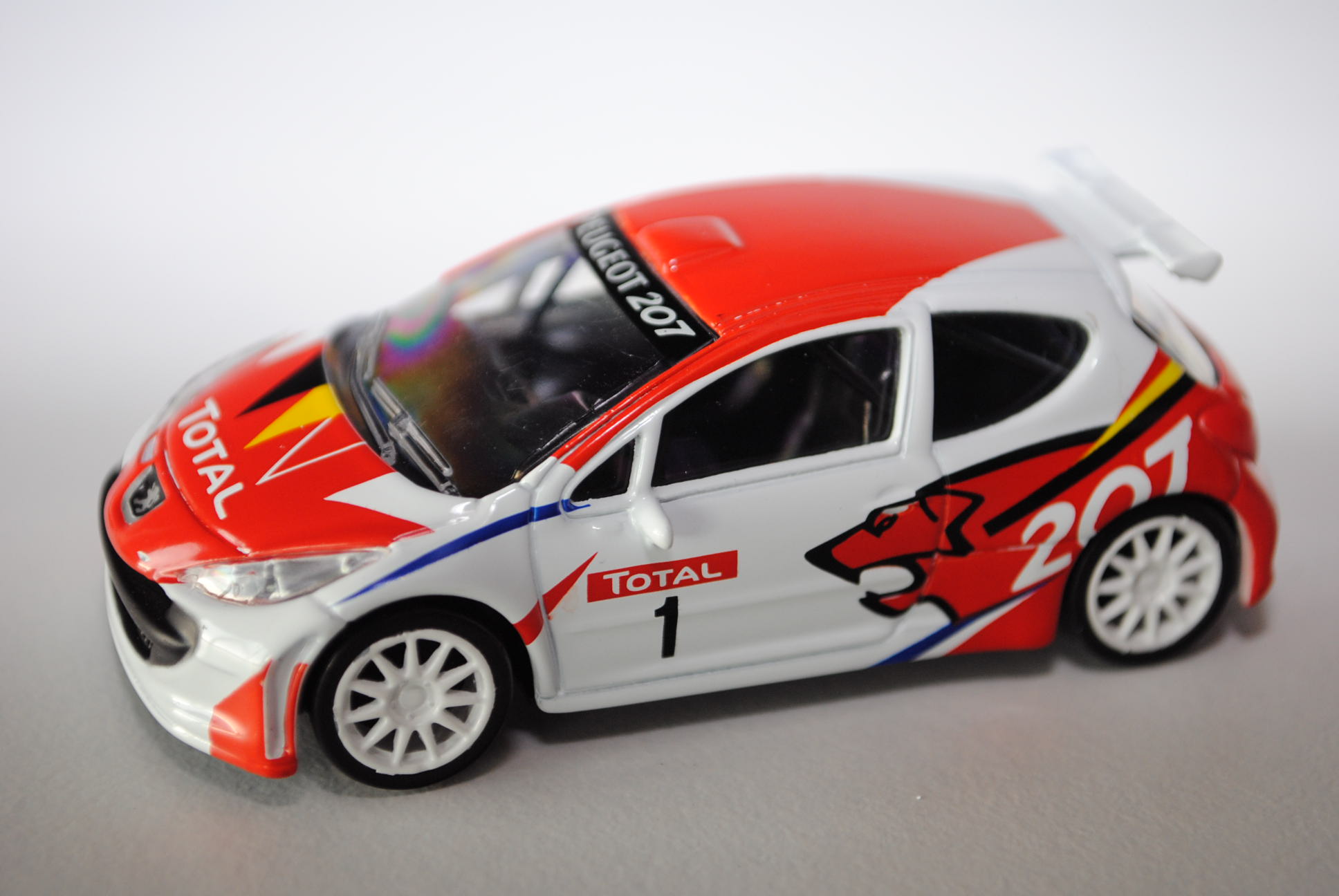 Peugeot 207 Super 2000, reinweiß/verkehrsrot, PEUGEOT 207 / 1, 1:50, Norev Racing, mb