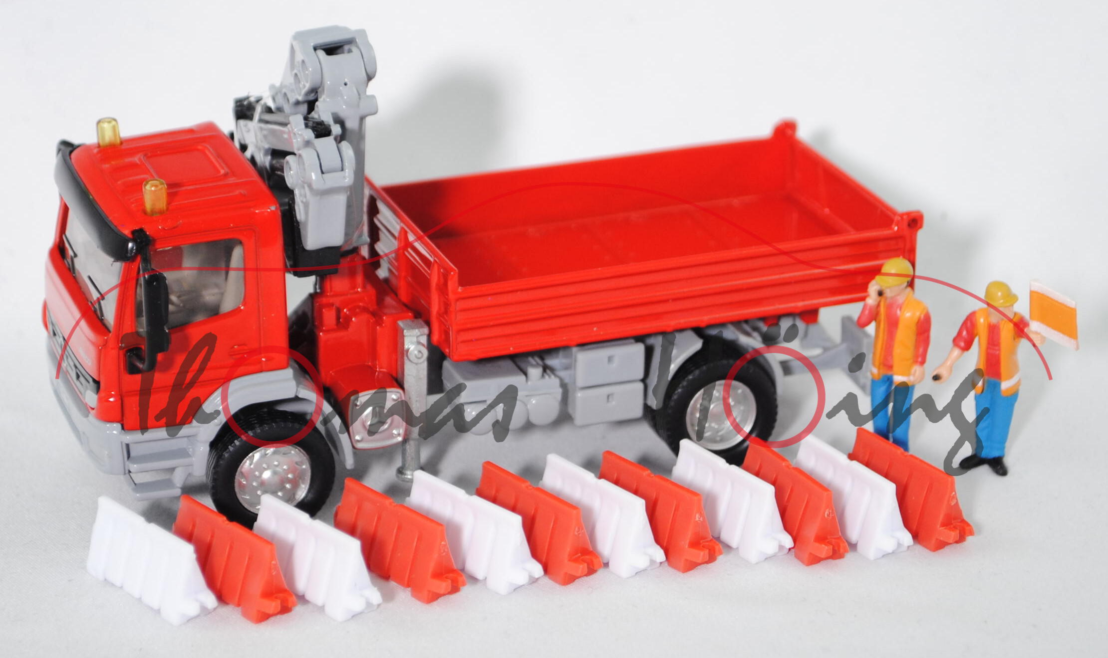 00001 Mercedes-Benz Atego 1828 (Mod. 04-05) mit Ladekran, rot/grau, Halterung Pritsche 12 mm lang