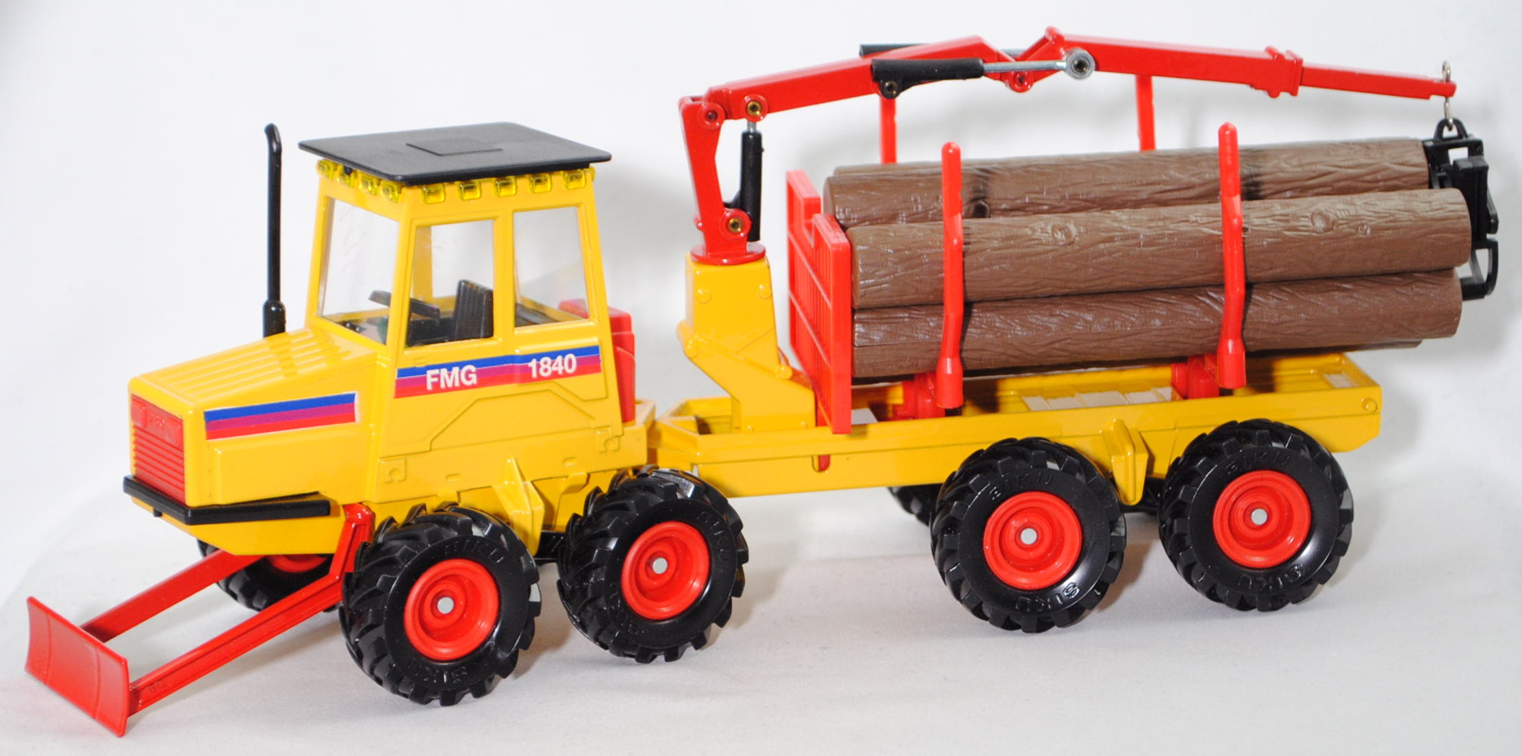 00000 FMG 1840 Forwarder 8-Rad (Modell 1991-1993) (Forstmaschine), gelb/rot, SIKU, 1:32, L13 m-