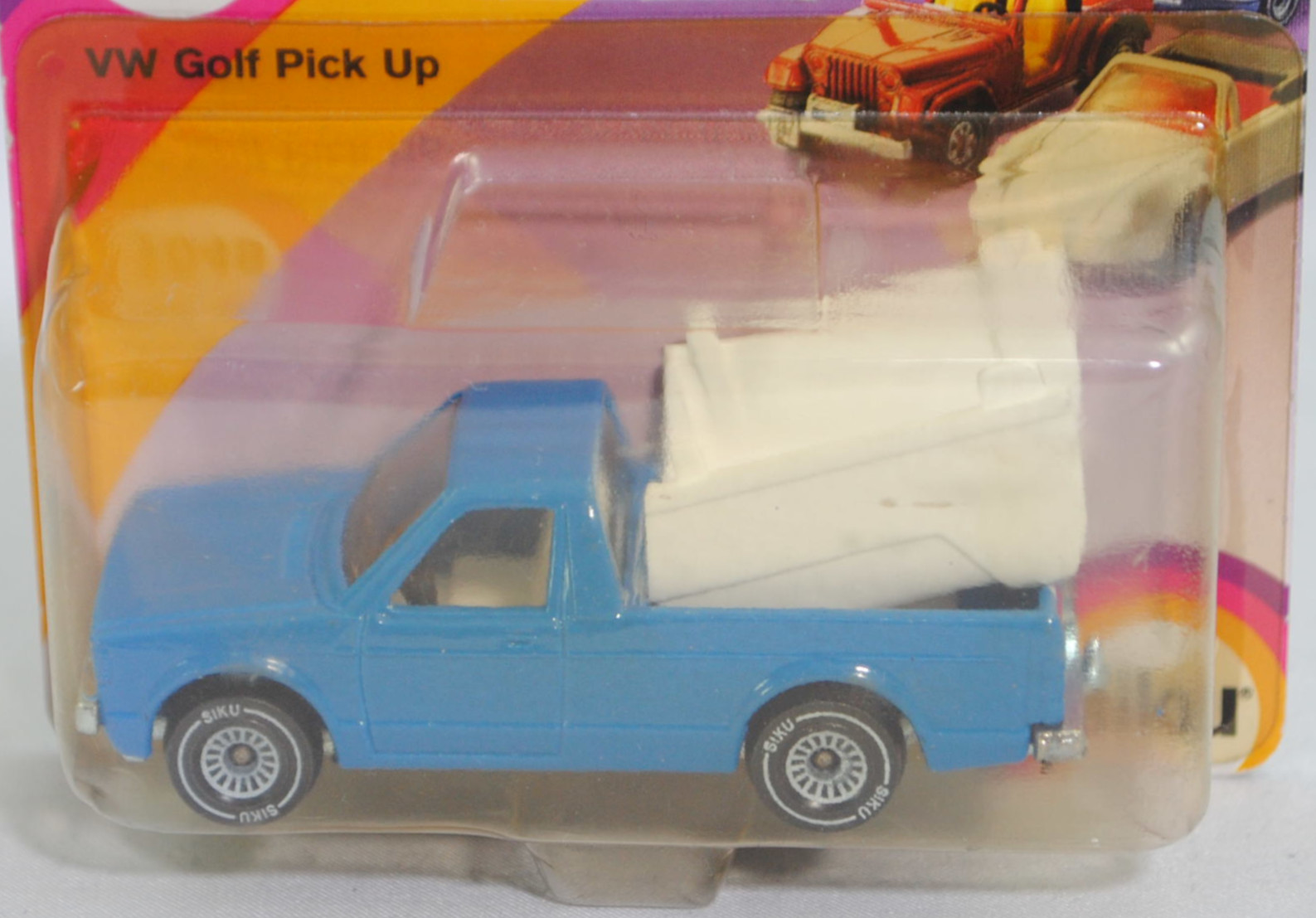 00008 VW Pickup Truck LX (vgl. VW Caddy I) (14D, Typ 147, Mod. 81-83) mit Kastenaufbau, hell-azurblau, VOLKSWAGEN in weiß auf Heckklappe, SIKU SUPER, 1:58, P23 vergilbt