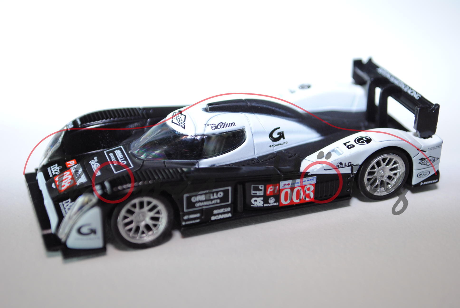 Lola Aston Martin LMP-1, reinweiß/schwarz, ASTON MARTIN RACING / 008, 1:50, Norev Racing, mb