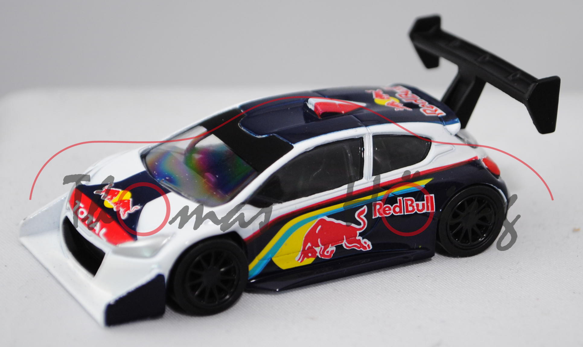 Peugeot 208 T16 Pikes Peak, Modell 2013, stahlblau/reinweiß/verkehrsrot/schwefelgelb/himmelblau, Red