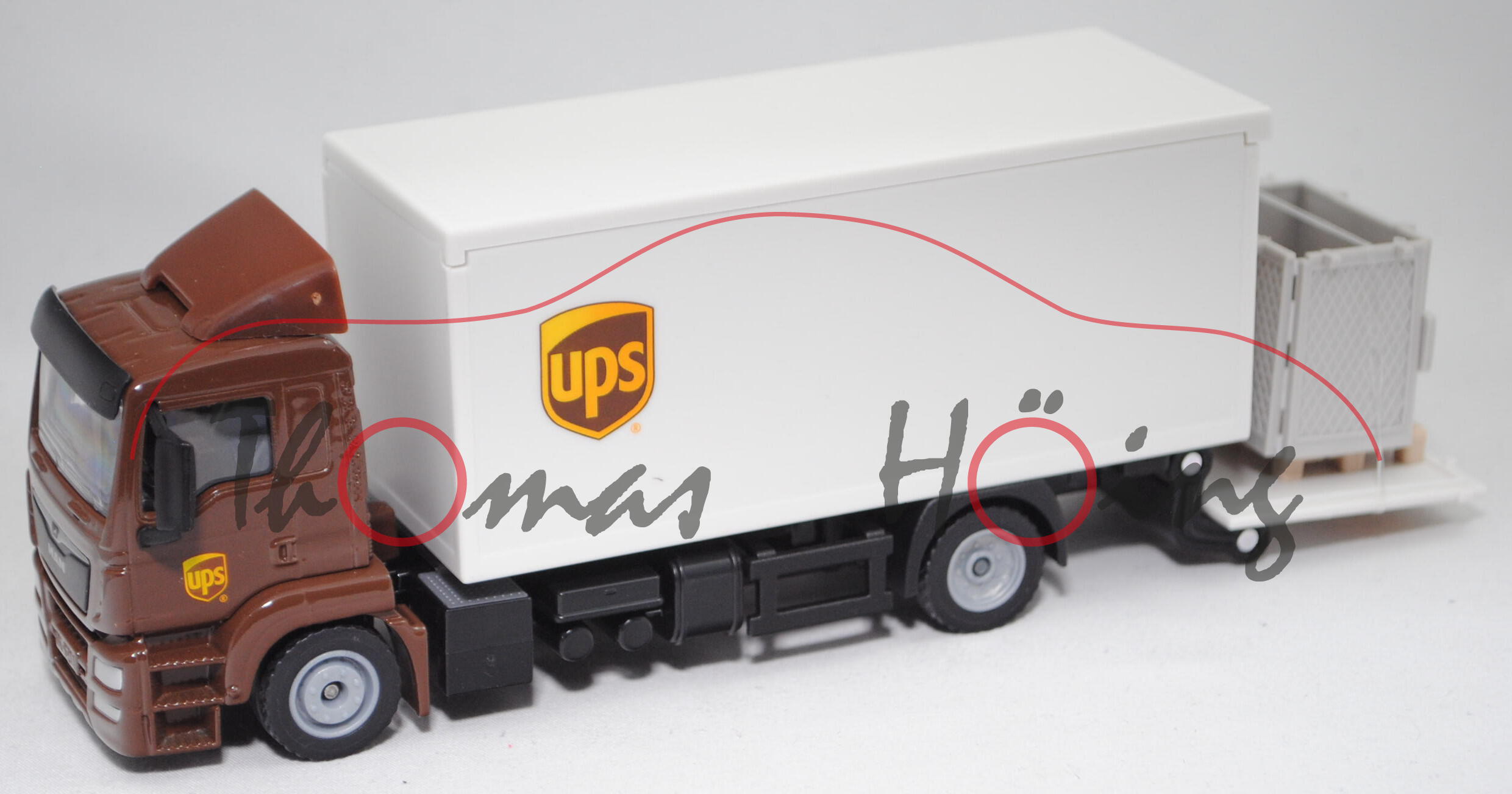 00000 MAN TGS 18.320 (Mod. 2013-2017), nußbraun, ups-Logo, Dachspoiler ohne Abstützung, SIKU, L17mpK