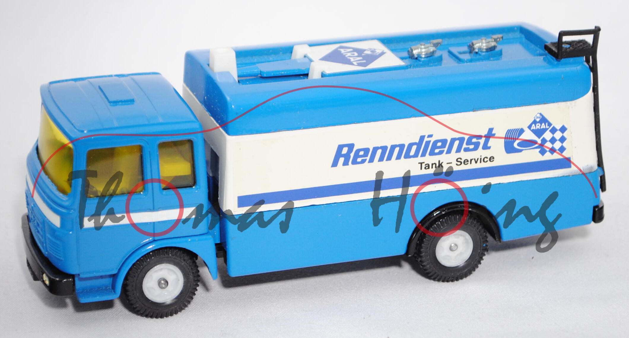 00001 MAN 8.156 F ARAL-Renndienst, himmelblau, Renndienst / Tank - Service,  ca. 1:59, L7