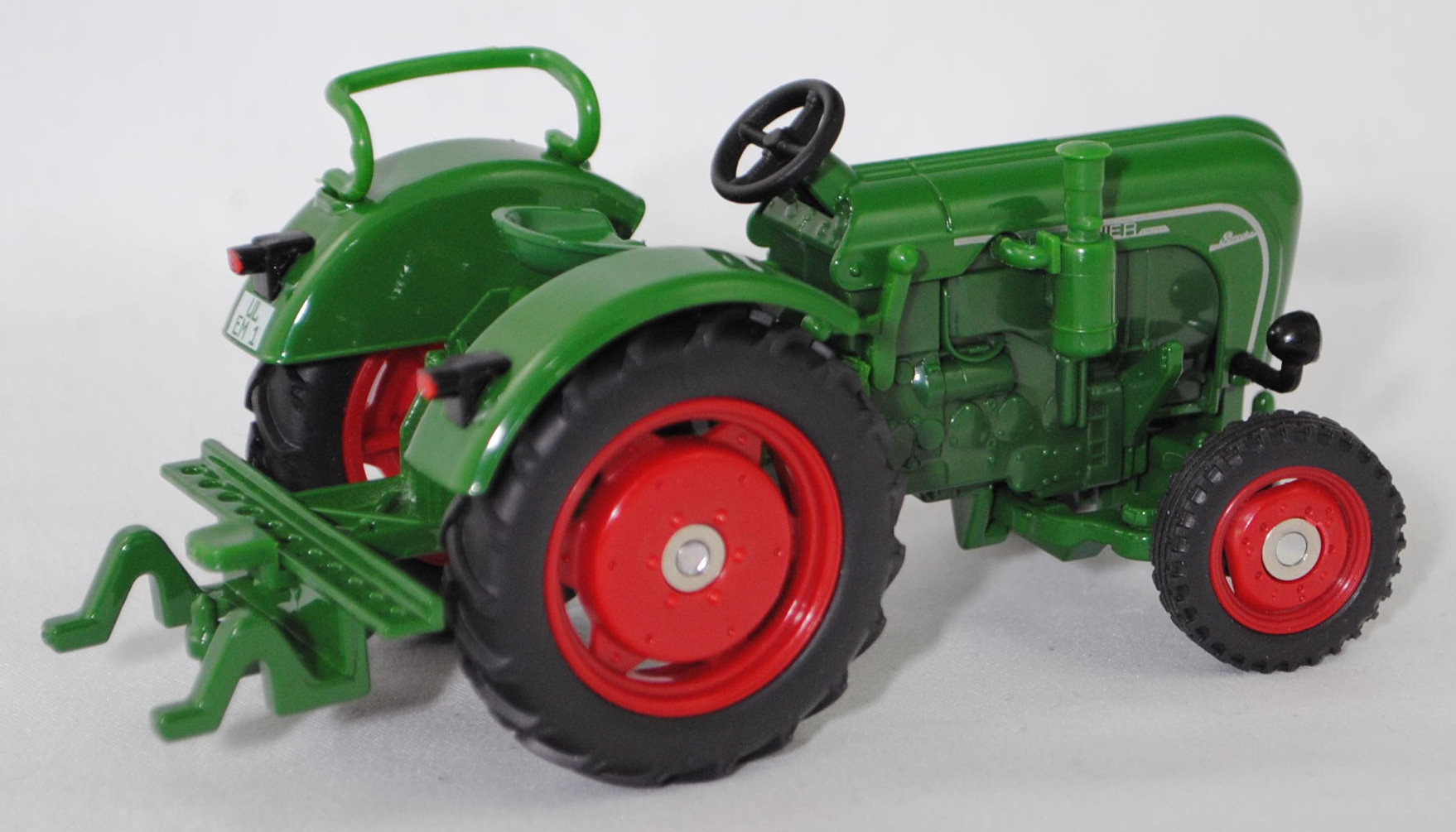 00401 Allgaier Diesel-Ackerschlepper A 133 System Porsche (Modell 1952-1955), smaragdgrün, Felgen signalrot, SIKU FARMER CLASSIC 1:32, L17mpK (Limited Edition)