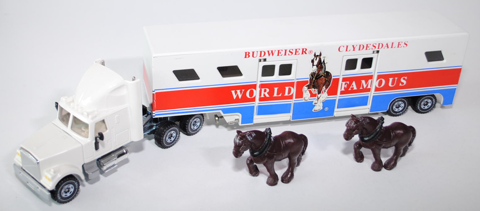 00000 White Pferdetransporter, weiß/silbergraumetallic, BUDWEISER® CLYDESDALES / WORLD FAMOUS, LKW10