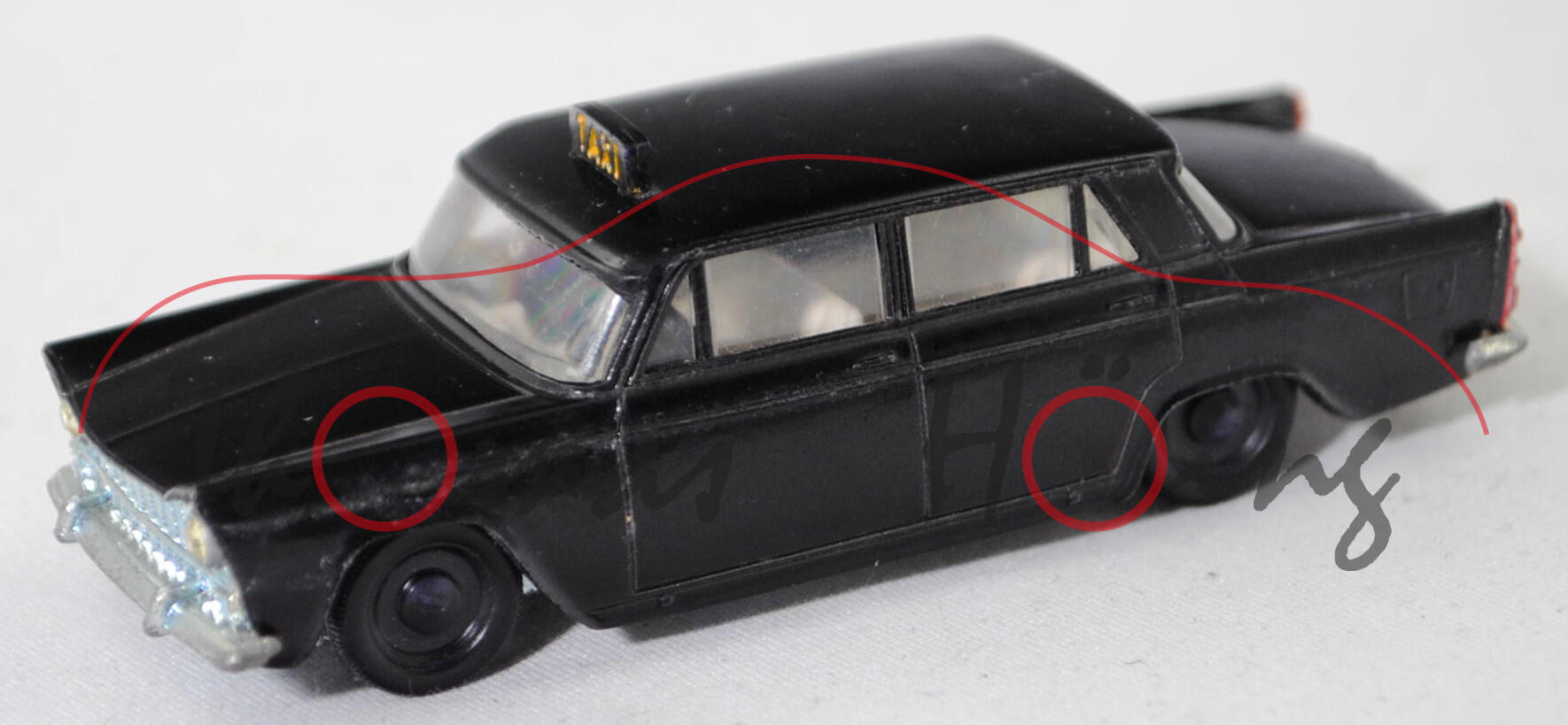 00000 Fiat 1800 B (2. Gen., Typ 112, Mod. 1961-1963) Taxi, schwarz, innen weiß, Lenkrad schwarz, Rückleuchten rottransparent, R1, SIKU, 1:59, m-