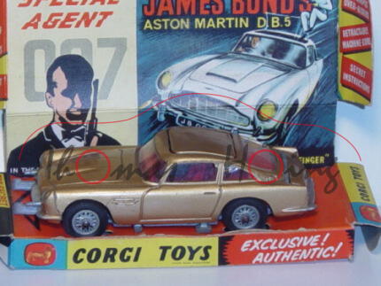 James Bond\'s Aston Martin D.B.5, gold, vom James Bond Film Goldfinger, mit Beifahrer+Aufkleber+Beip