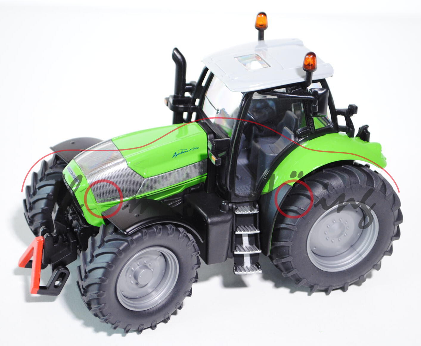 Deutz-Fahr Agrotron X720, gelbgrün, Lüftungsabdeckung seitlich an der Motorhaube silber, L17mK