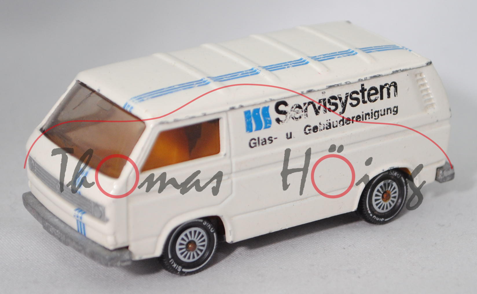 VW Transporter 2,0 Liter (Typ 2-Modell '80 T3, Modell 79-82), weiß, ISS Servisystem, Farbabplatzer