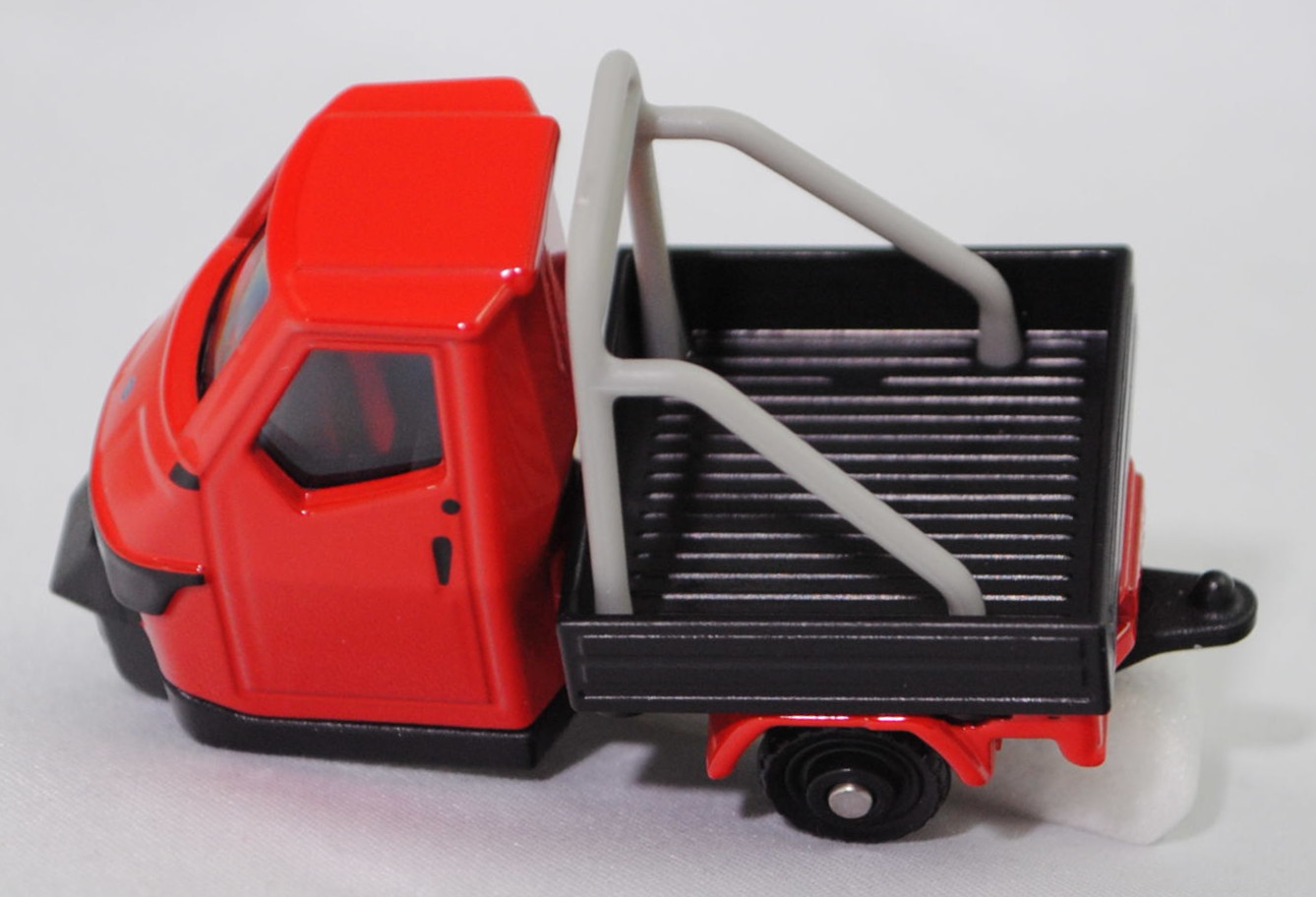 00000 Ape 50 2T E4 Cross Country (Typ E4, Modellcode E33M000040, Facelift 2019, Modell 2019-), verkehrsrot/schwarz/papyrusweiß, SIKU SUPER, 1:43, P29f