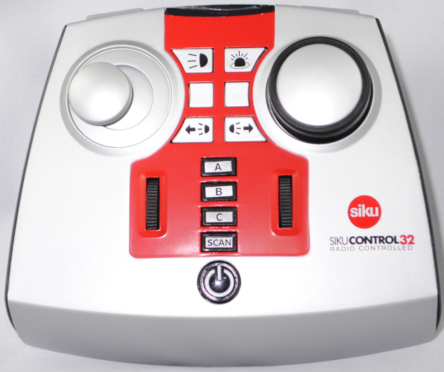 00000 RC Funk-Fernsteuermodul, silber/rot, für SIKU Control Funk-Technologie (Radio Controlled), Tüte (EAN 4006874067084)