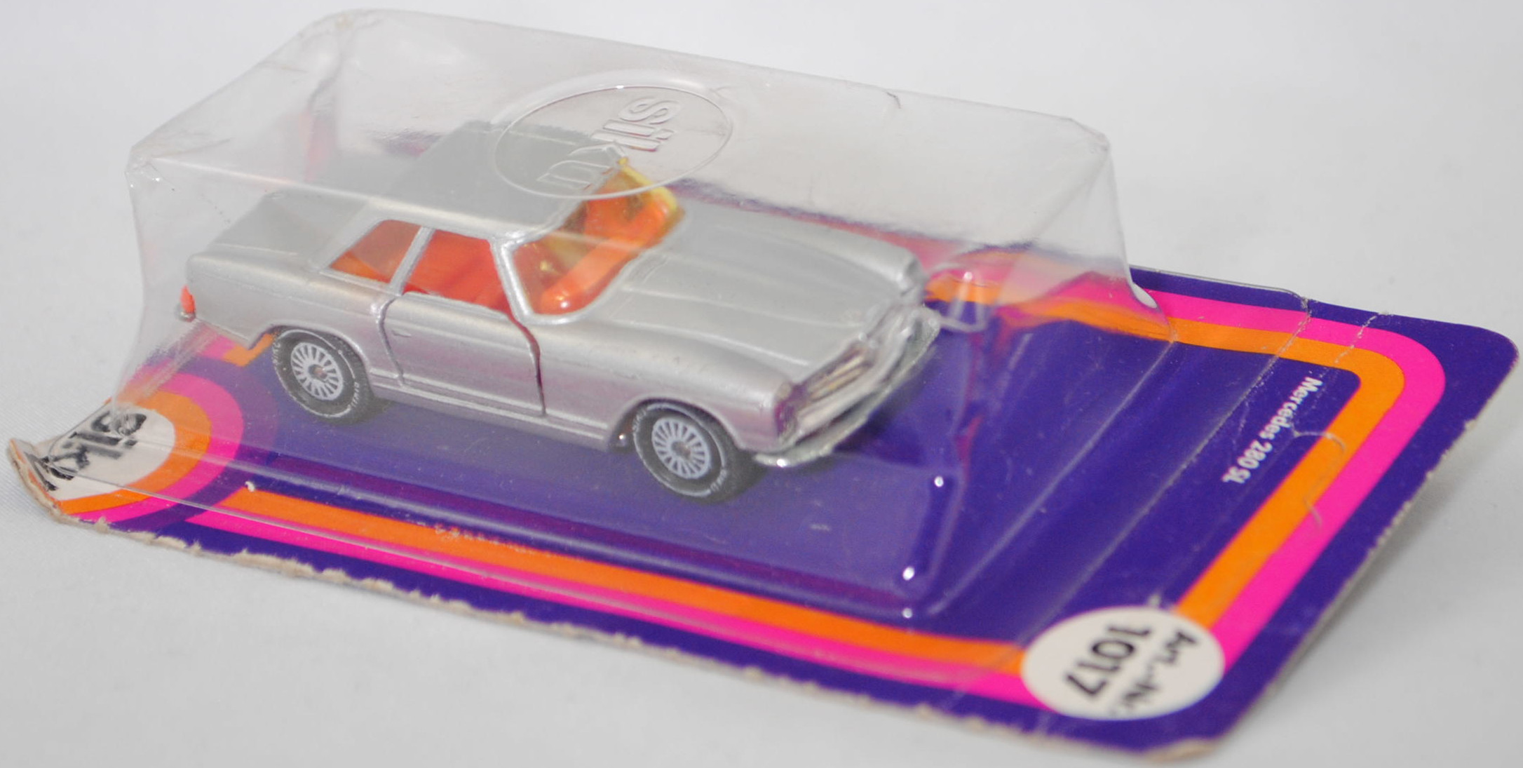 00006 Mercedes-Benz 280 SL (W 113, Pagode, Modell 1968-1971) mit Hardtop (Coupédach), silber, Bpr. V 302 / 1017, W-Germ, Verglasung gelb, R11 gerillt, SIKU SUPER, 1:60, P17 (Farbe)