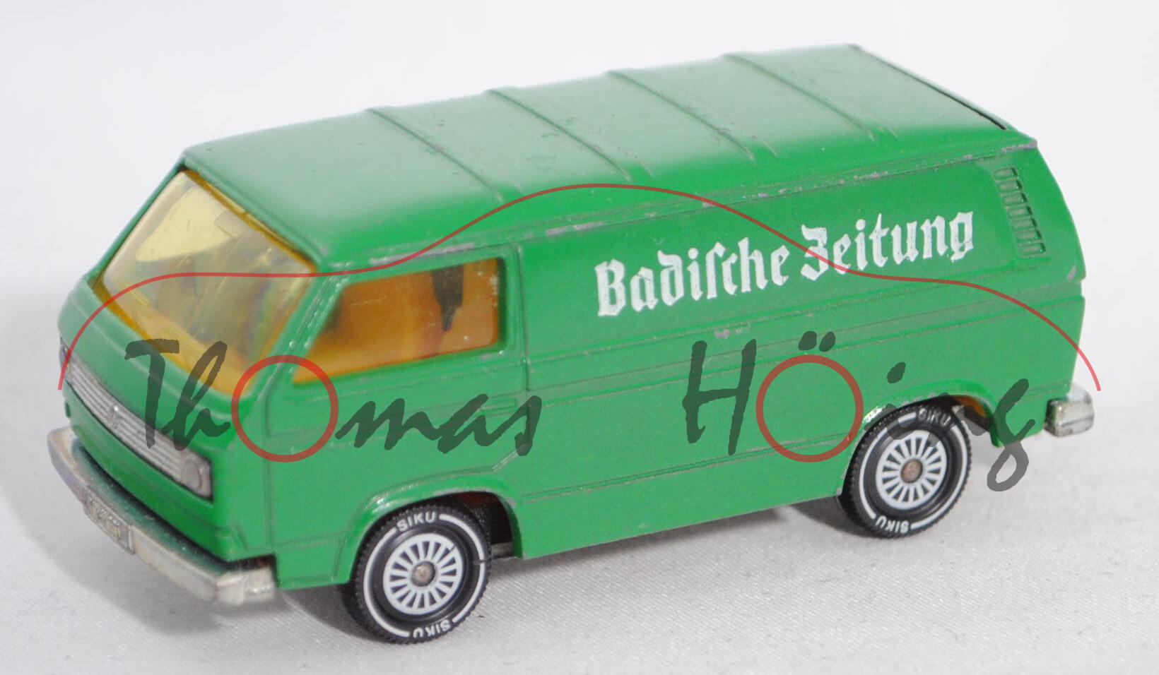 VW Transporter 2,0 Liter (Typ 2-Modell '80 T3, Modell 1979-1982), minzgrün, Badische Zeitung, m-