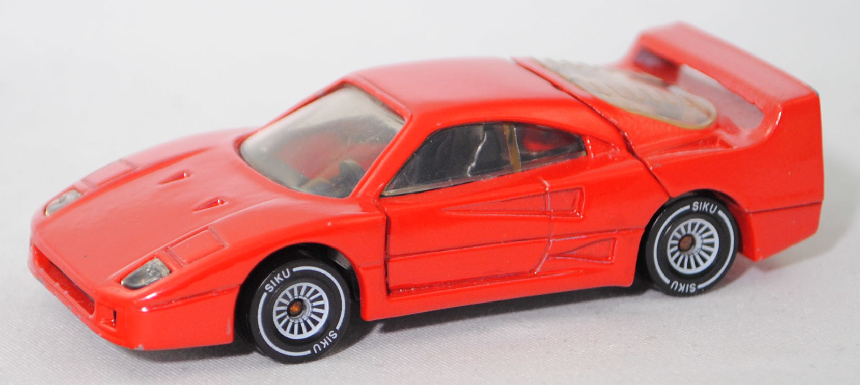 00000 Ferrari F40 (Typ F120, Modell 1987-1992), verkehrsrot (vgl. rosso corsa beim Original, Farbcode FER 300/6), Chassis chrom, W-Germ, ohne CE-Zeichen, B4, SIKU SUPER, 1:56, m-