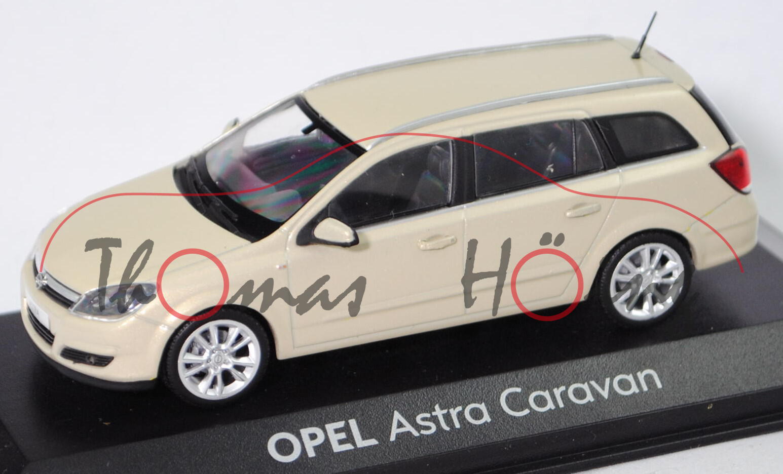 Opel Astra Caravan 2.0 Turbo (Typ H, Mod. 2004-2007), papyrus perleffekt, Minichamps, 1:43, Werbebox