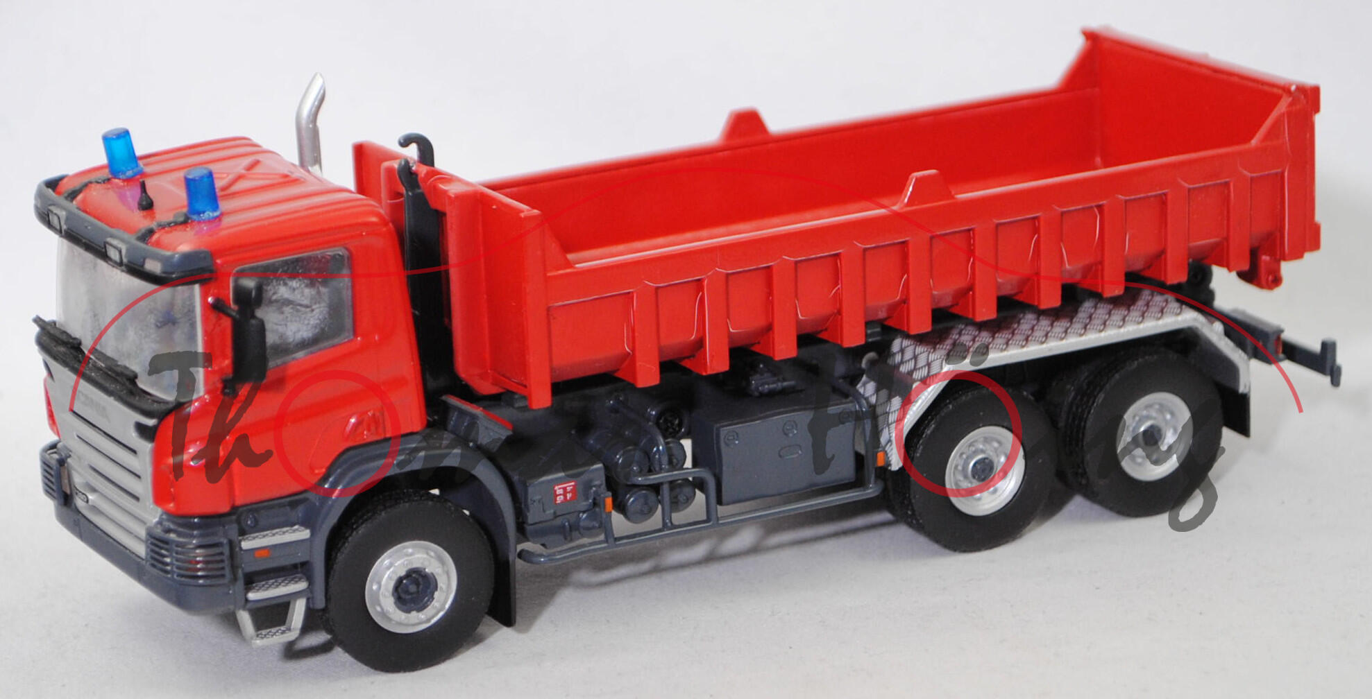 Umbau Scania P380 (Scania Serie 5 bzw. PRT-Serie, Modell 2005-2007) Abrollkipper Feuerwehr, rot, Universal Hobbies, 1:50 (Umbau)