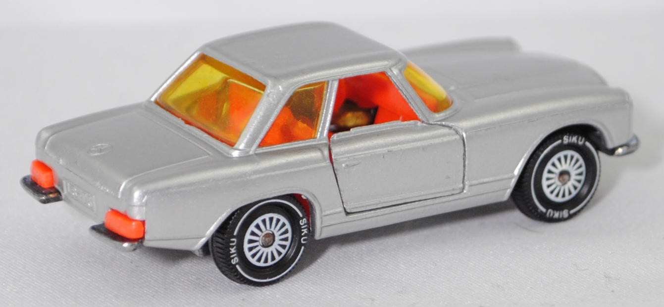 00006 Mercedes-Benz 280 SL (W 113, Pagode, Modell 1968-1971) mit Hardtop (Coupédach), silber, Bpr. V 302 / 1017, W-Germ, Verglasung gelb, R11 gerillt, SIKU SUPER, 1:60, P12h mit ®