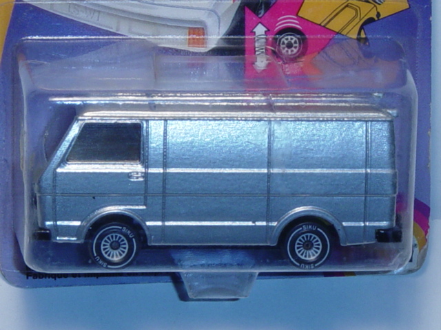 00003 VW LT 28 Kastenwagen (Modell 1975-1986), silbergraumetallic, innen zinkgelb, Lenkrad integrier