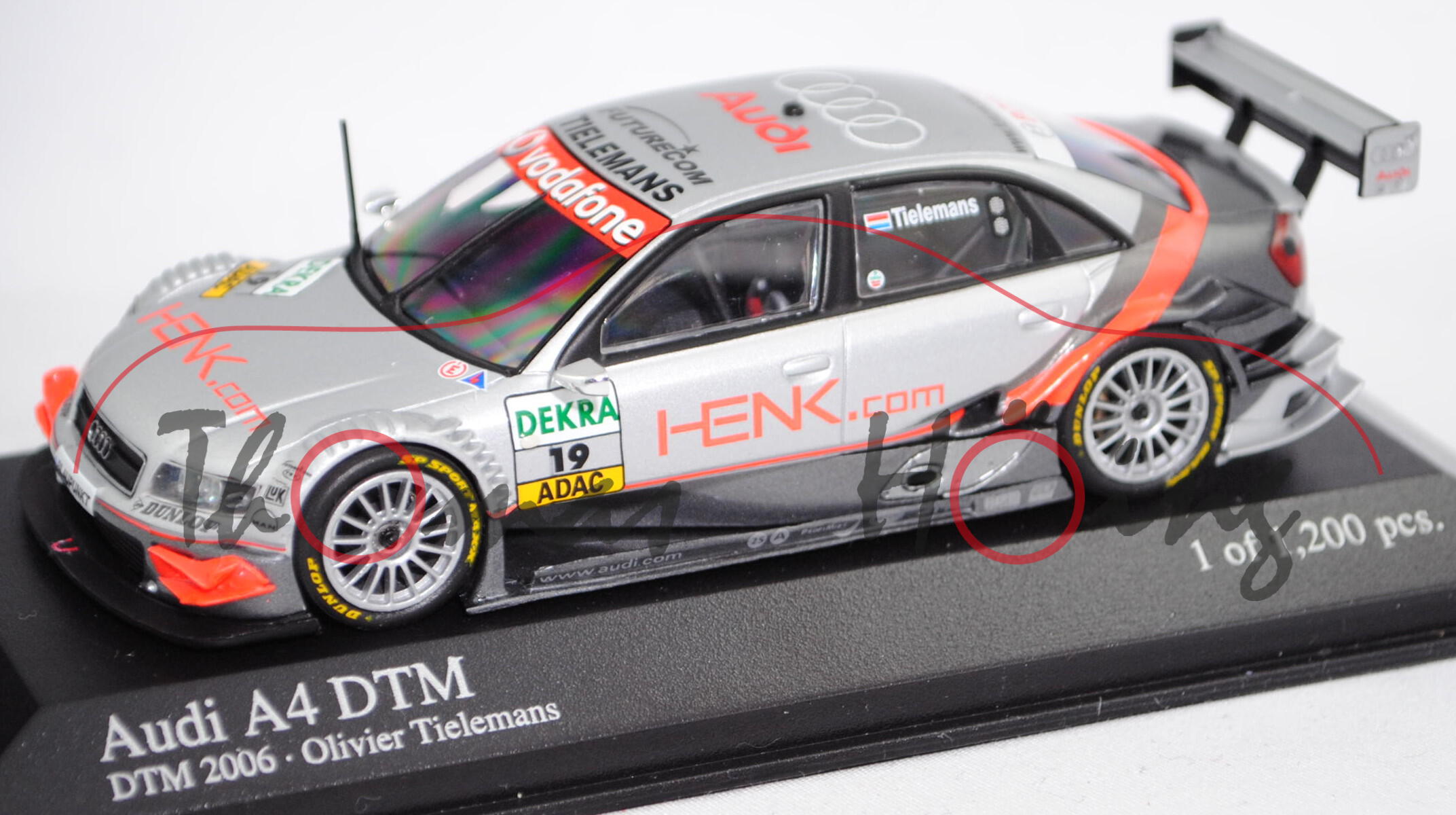 Audi A4 DTM 2004 (B6, Typ 8E2/R11), silber/grau, DTM 06, O. Tielemans, Nr. 19, Minichamps, 1:43, mb