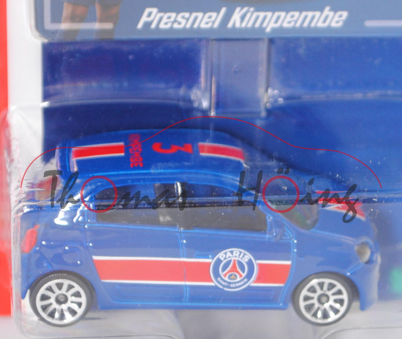 Renault Twingo (3. Gen., Mod. 14-19), blau, 3 / KIMPEMBE, mit Sammelkarte, majorette, 1:54, Blister