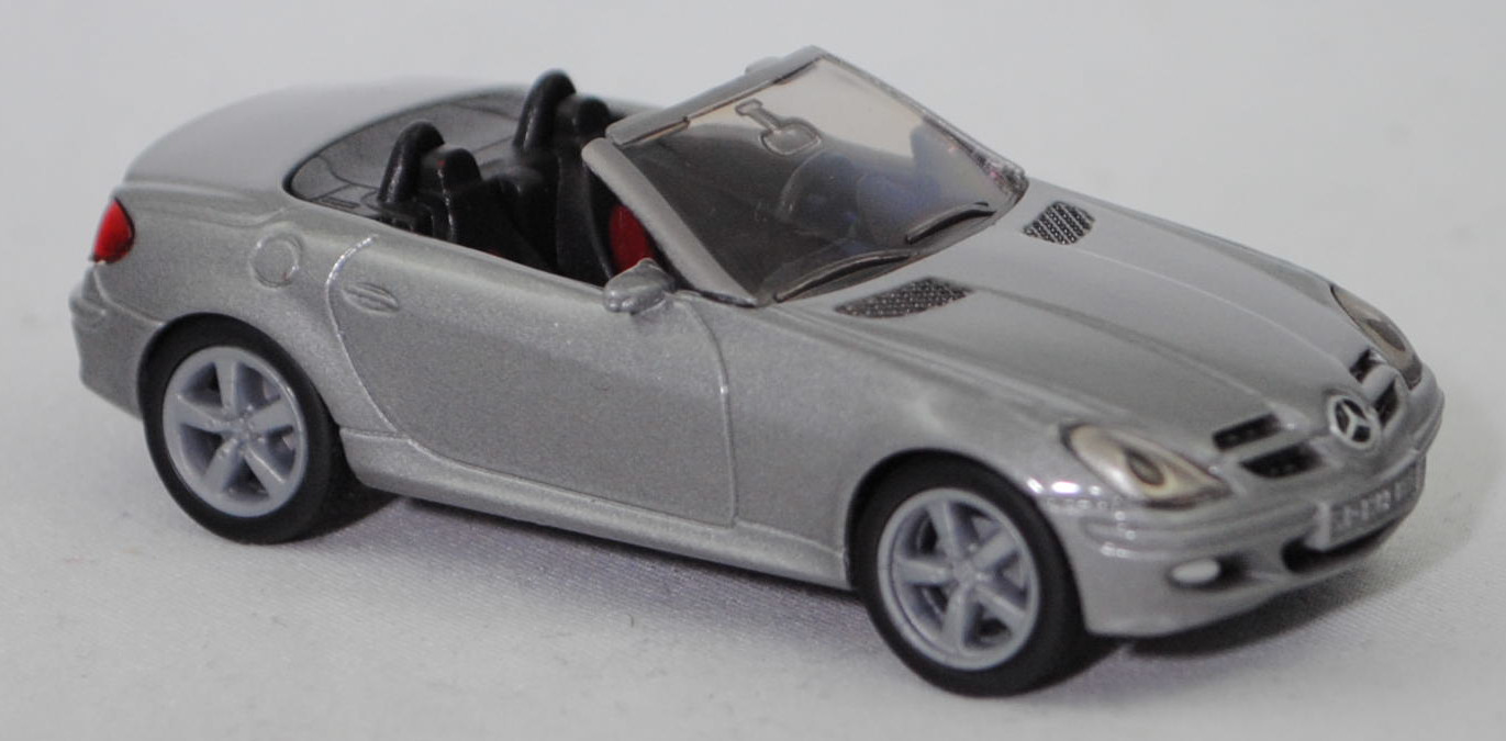 00007 Mercedes-Benz SLK 350 (interne Baureihenbezeichnung R 171, Vor-MoPf, Modell 2004-2008), verkehrsgraumetallic, innen schwarz/rot, Bpr. 1002, SIKU SUPER, 1:55, m