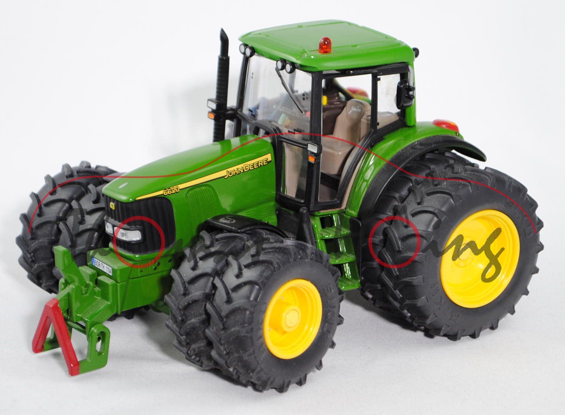 John Deere 6620 Premium Traktor (Modell 2002-2007) mit Doppelbereifung, smaragdgrün/mattschwarz, Num