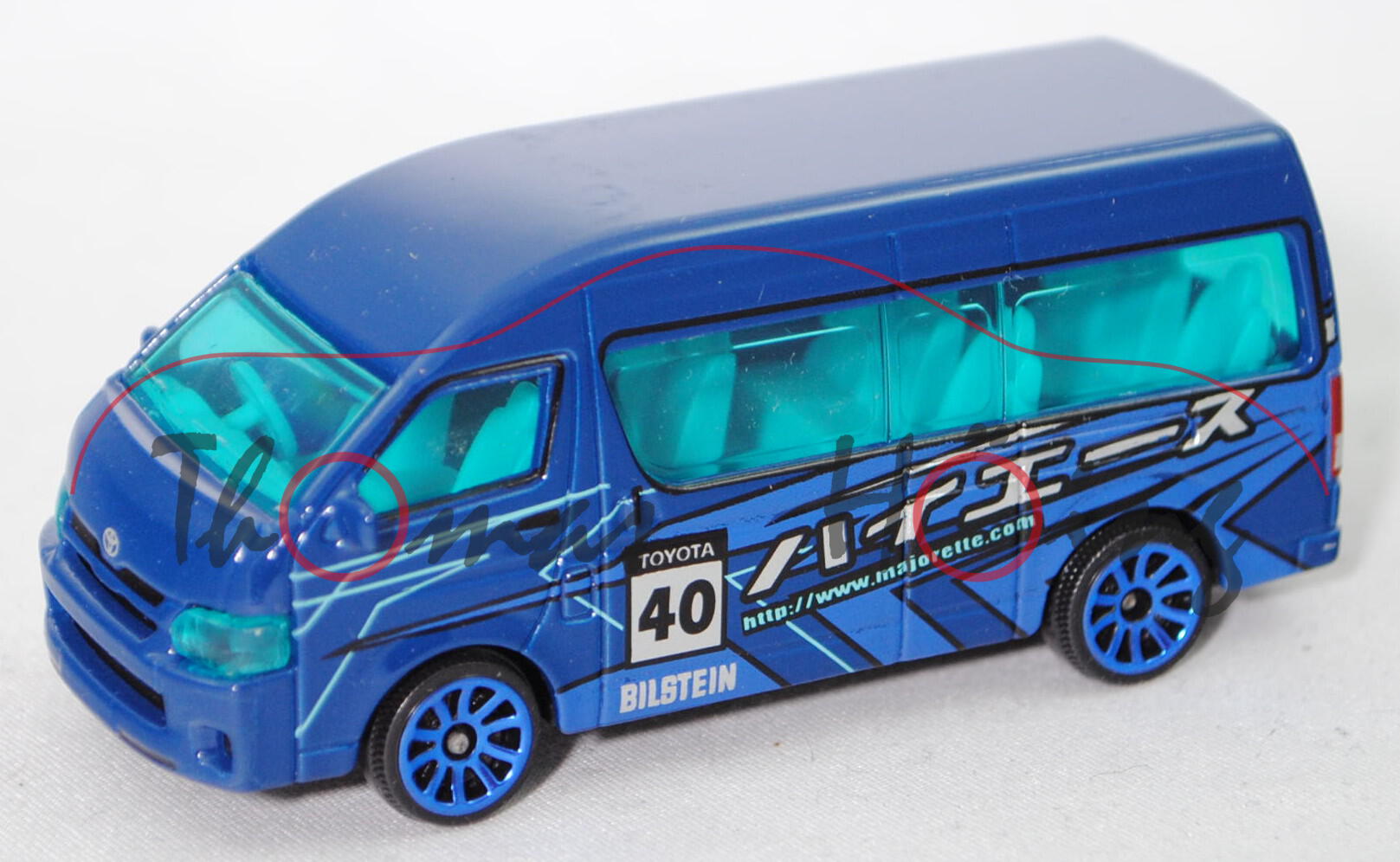 Toyota HiAce Commuter (Mod. 16-18) FULLMOON/URBAN, h.-saphirblau, majorette, 1:69, COOL, mb