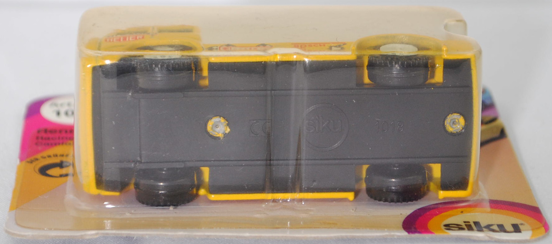 00002 Iveco TurboStar Renntruck (Truck-Racing-Europameisterschaft 1989-1993, Klasse B), gelb, arexons / HEUER / Firestone / BOSCH, Bpr. 1018, C1 weiß, SIKU, 1:86, P23 vergilbt