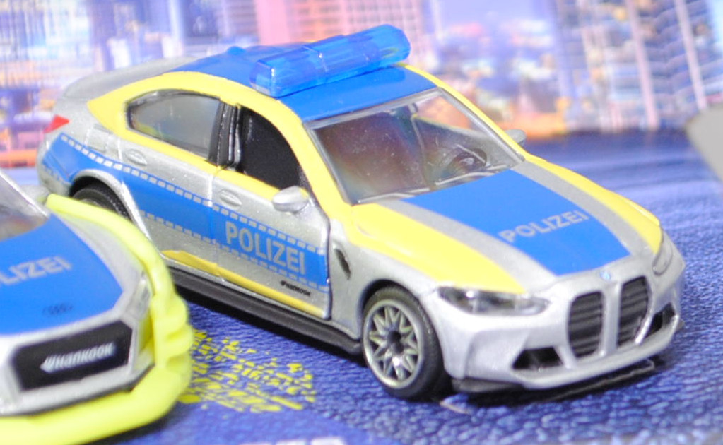 Giftpack POLIZEI Tune it Safe: VW ID. Buzz Pro + VW Golf VII GTI + Porsche 911 Carrera S Coupé + Audi R8 Coupé V10 + BMW M3 Limousine, silber, majorette, mb (POLIZEI)