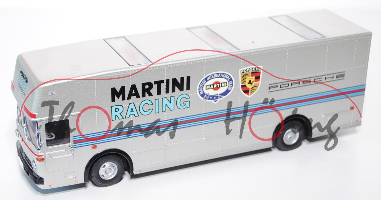 Mercedes-Benz O 317 K Renntransporter, Modell 1963-1972, silbermetallic, Team: PORSCHE MARTINI RACIN