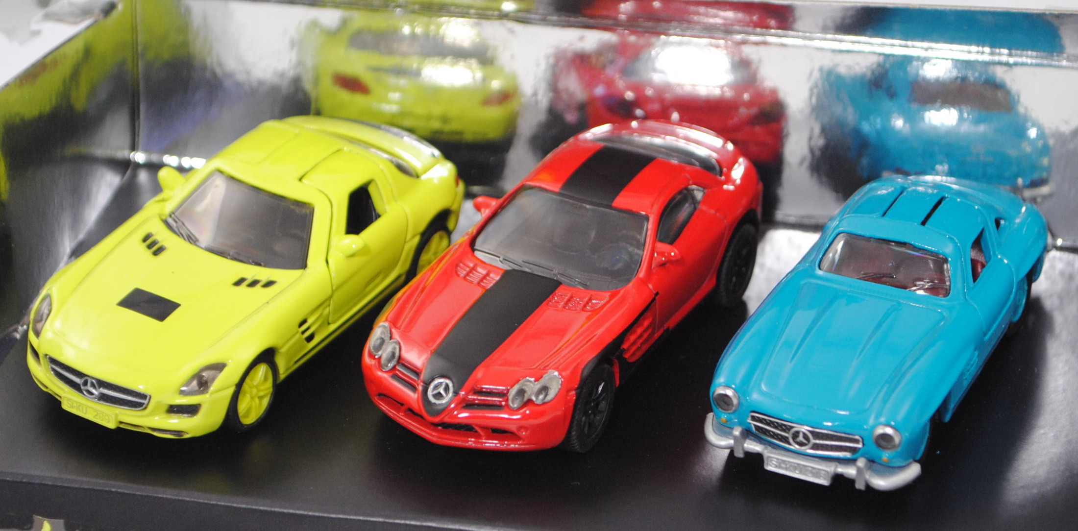 00701 Mercedes Set 1: SLS AMG Coupé + SLR McLaren + 300 SL, SIKU, 1:55, L17mpP Werbebox (Limited)