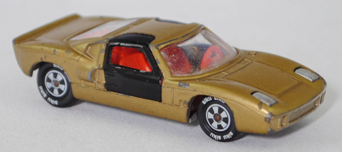 00003 Ford GT40 (Mk I bzw. Mark 1, Modell 1965-1967), Karosserie goldmetallic, Türen schwarz, Bpr. V 296 / Germ, Verglasung klar, R10 weiß, SIKU SUPER, 1:57, m-