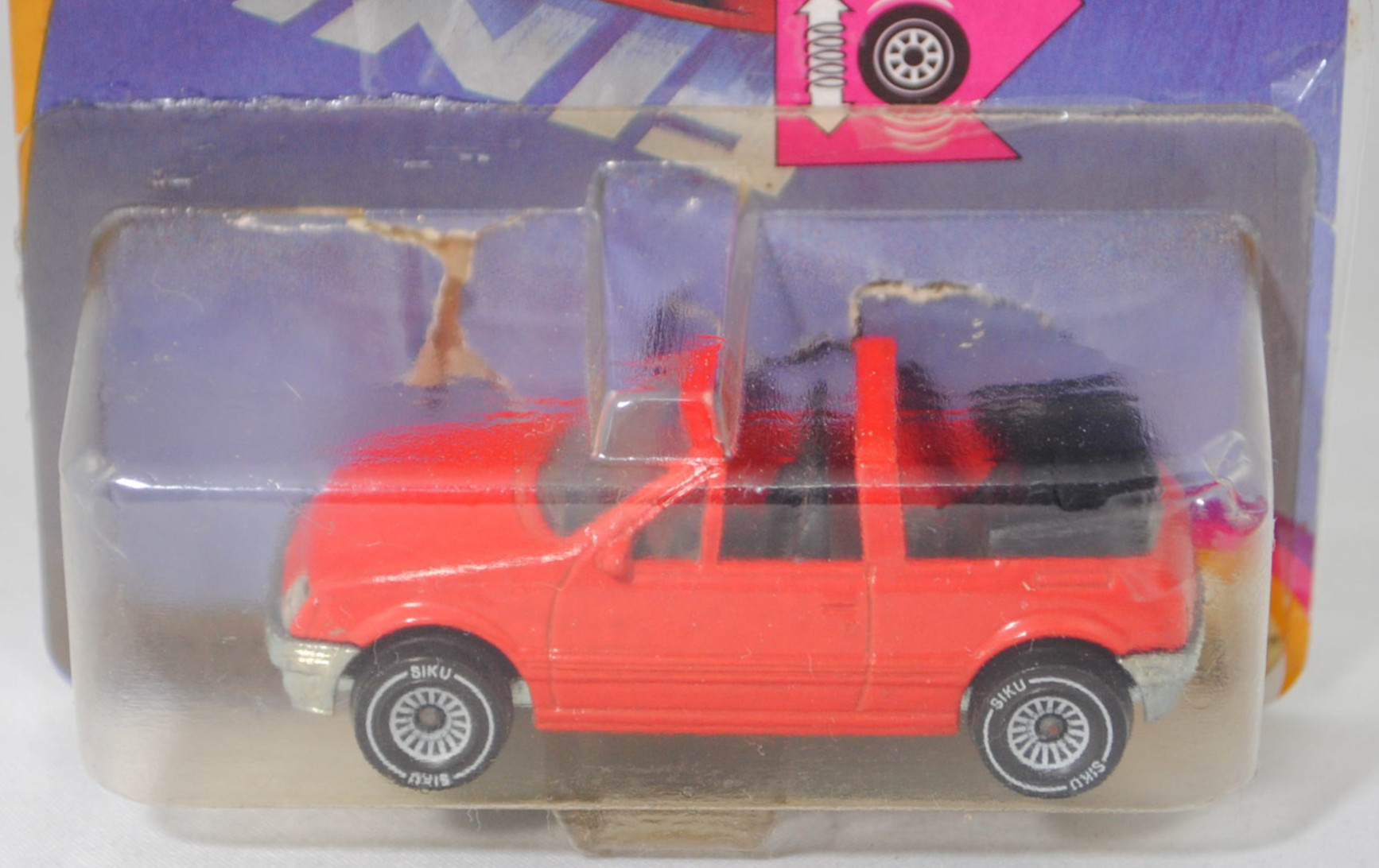 00000 Peugeot 205 CTI 1.6 Cabriolet (1. Generation, 741B, Modell 1986-1988), verkehrsrot, innen schwarz, W-Germ, ohne CE-Zeichen, B4, SIKU SUPER, 1:53, P21 mit NEU vergilbt offen
