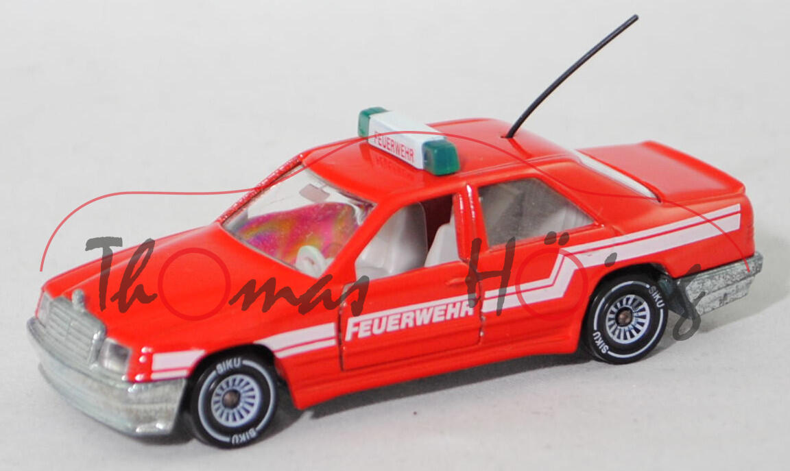 00000 Mercedes-Benz 300 E (W 124, Modell 1985-1986) Feuerwehr-Einsatzleitung, rot, FEUERWEHR, Chassis chrom, W-Germ, B4, SIKU, 1:55