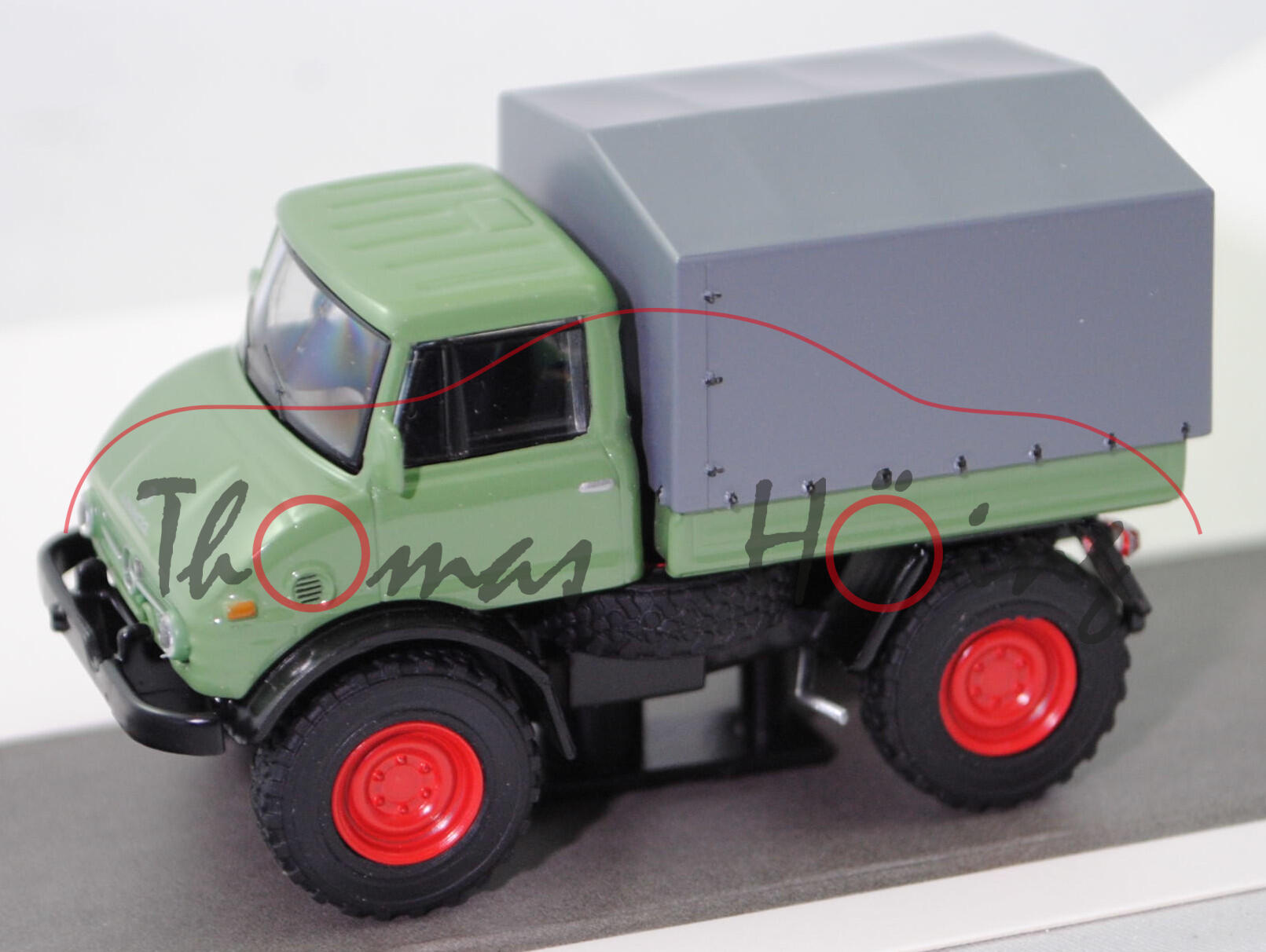 Mercedes-Benz Unimog U84/U900 (BR 406, Mod. 71-88) mit Pritsche+Plane, grün, Schuco EDITION 1:64, mb