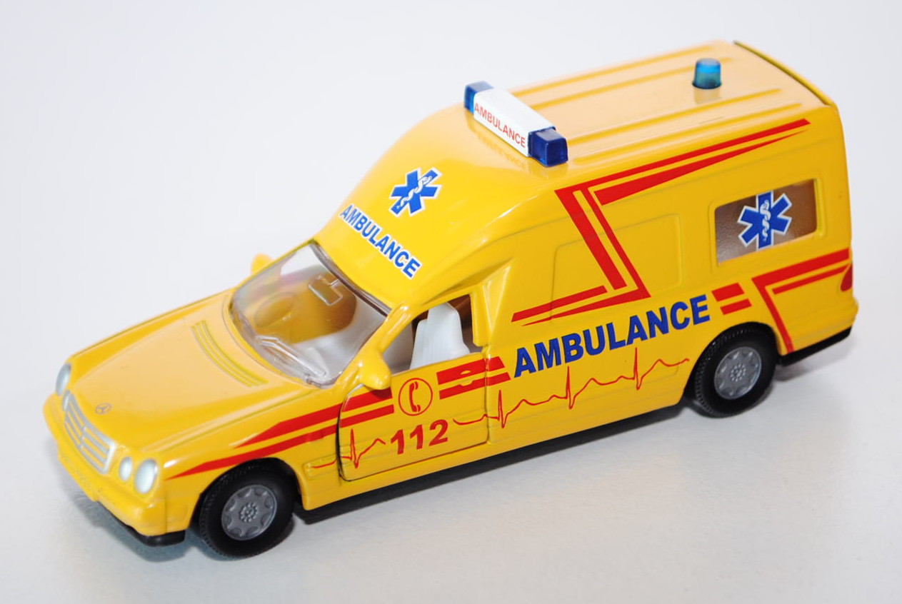 00006 Mercedes-Benz E 280 Binz-Ambulanz A 2002 (VF 210 E 28, Baumuster 211.663, Modell 1997-1999)